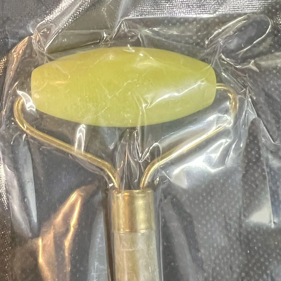 Province Apothecary  Dual Action Jade Facial
Roller - Picture 4 of 4